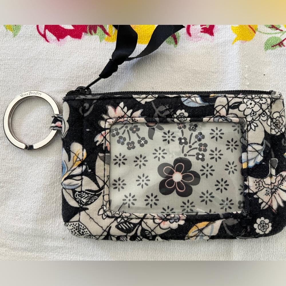 Vera Bradley, Holland, Gardens, wallet ID case in black and white